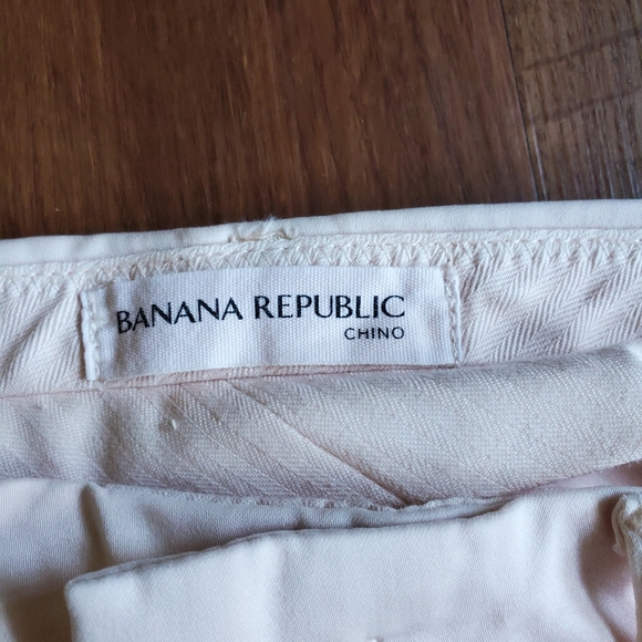 Banana Republic Straight Leg Light Pink Chino - Picture 4 of 6